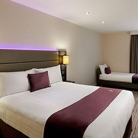 Premier Inn Poole North מראה חיצוני תמונה